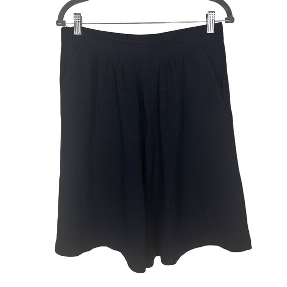 St. John Pants - St. John 12 Womens Santana Knit Shorts Old Money Quiet Luxury Culottes